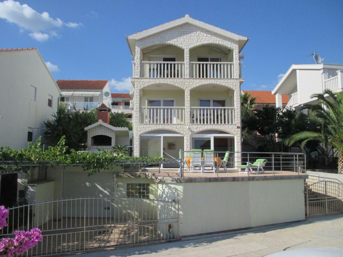 Villa Bubi Trogir Exterior photo